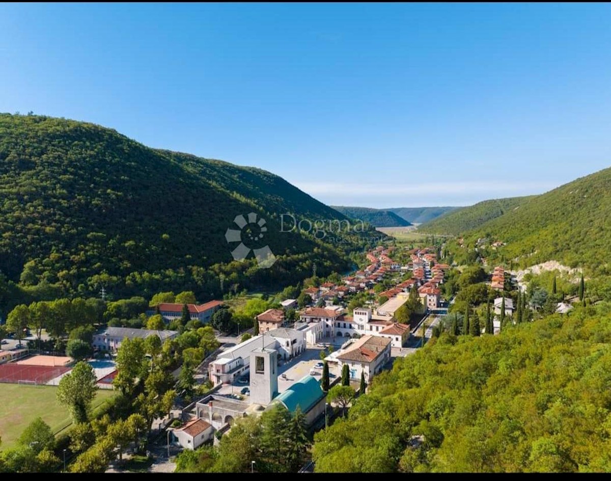 Land For sale - ISTARSKA RAŠA