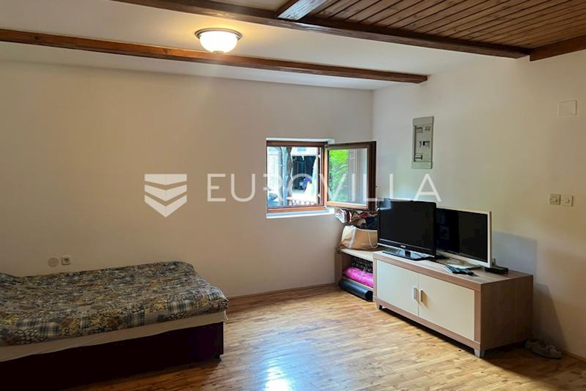 Maison À vendre - GRAD ZAGREB ZAGREB