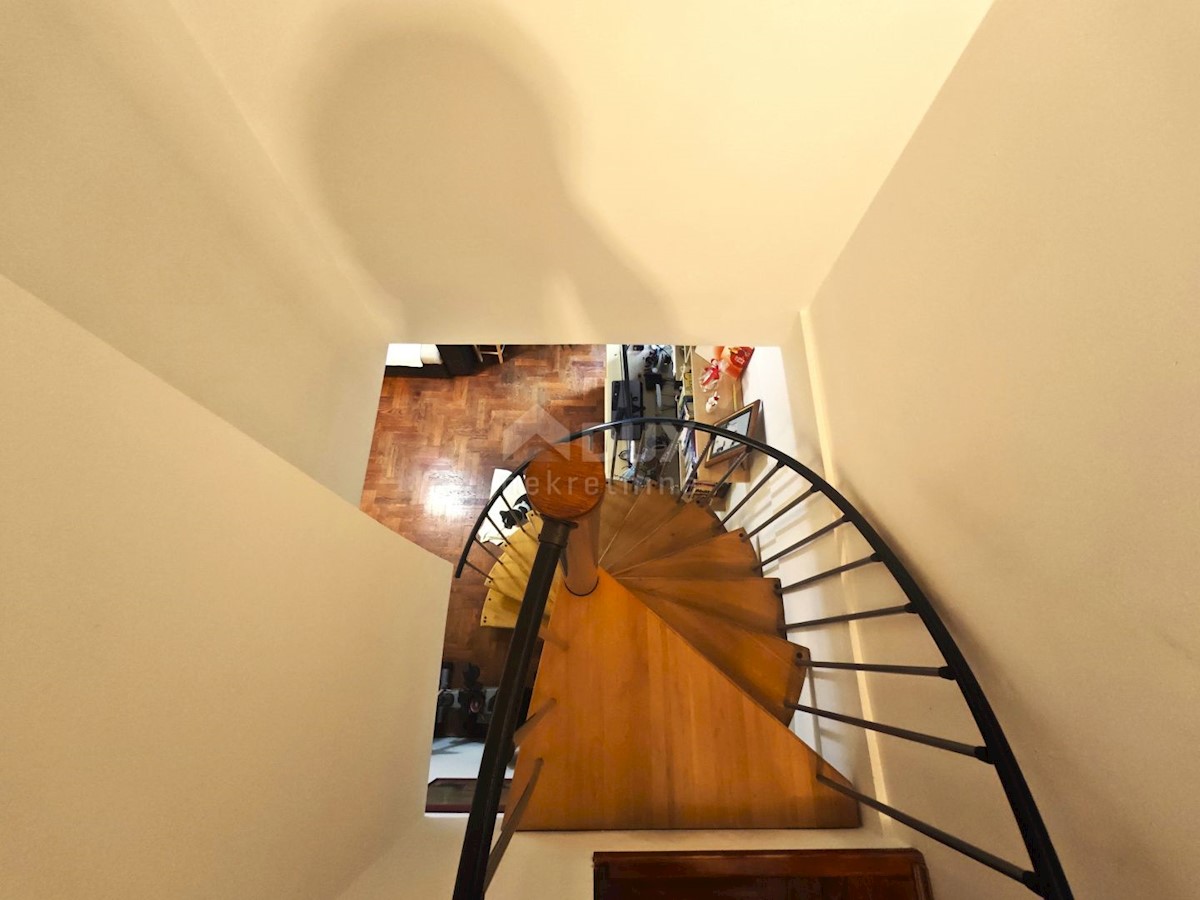 Apartma Na predaj - PRIMORSKO-GORANSKA MOŠĆENIČKA DRAGA