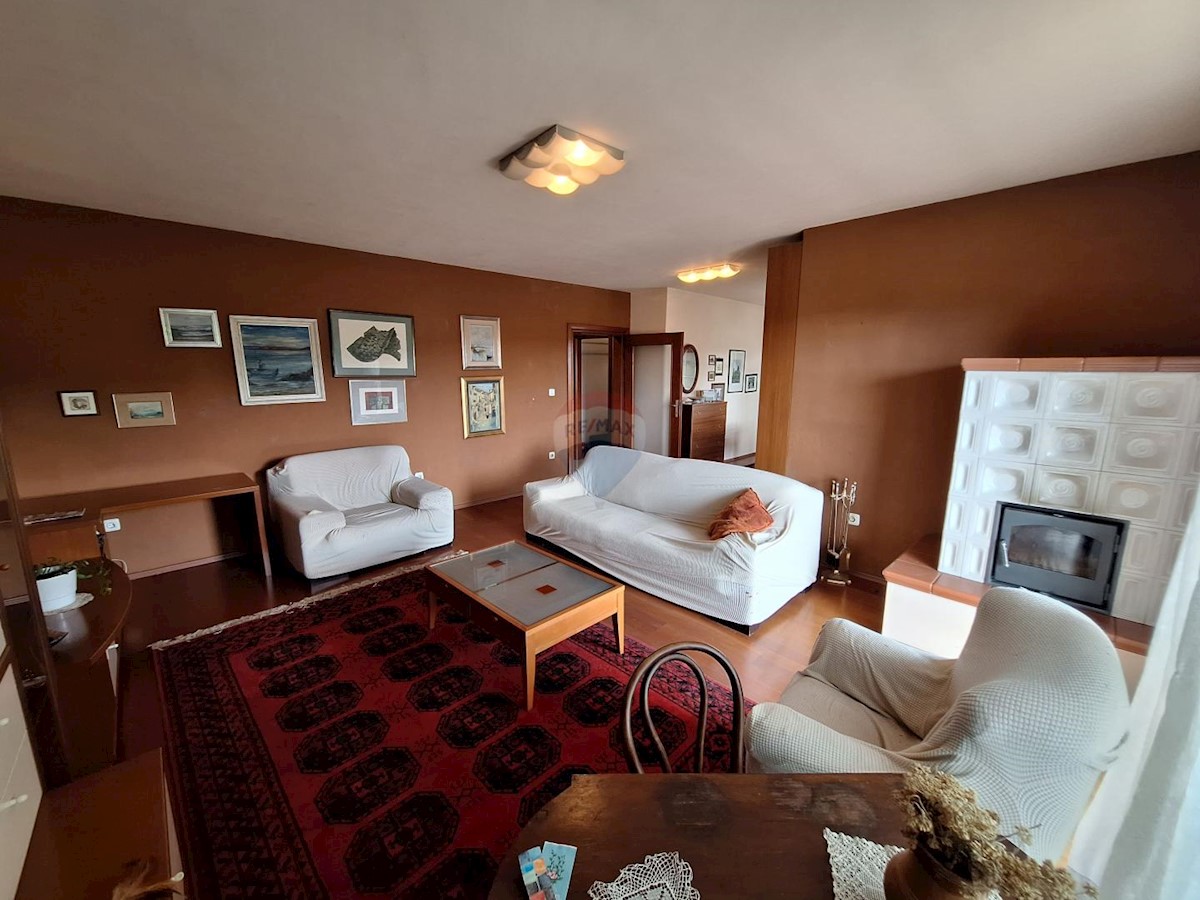 Apartment Zu verkaufen - PRIMORSKO-GORANSKA KASTAV