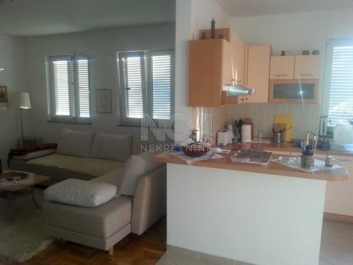 Apartmán Na predaj - PRIMORSKO-GORANSKA RAB