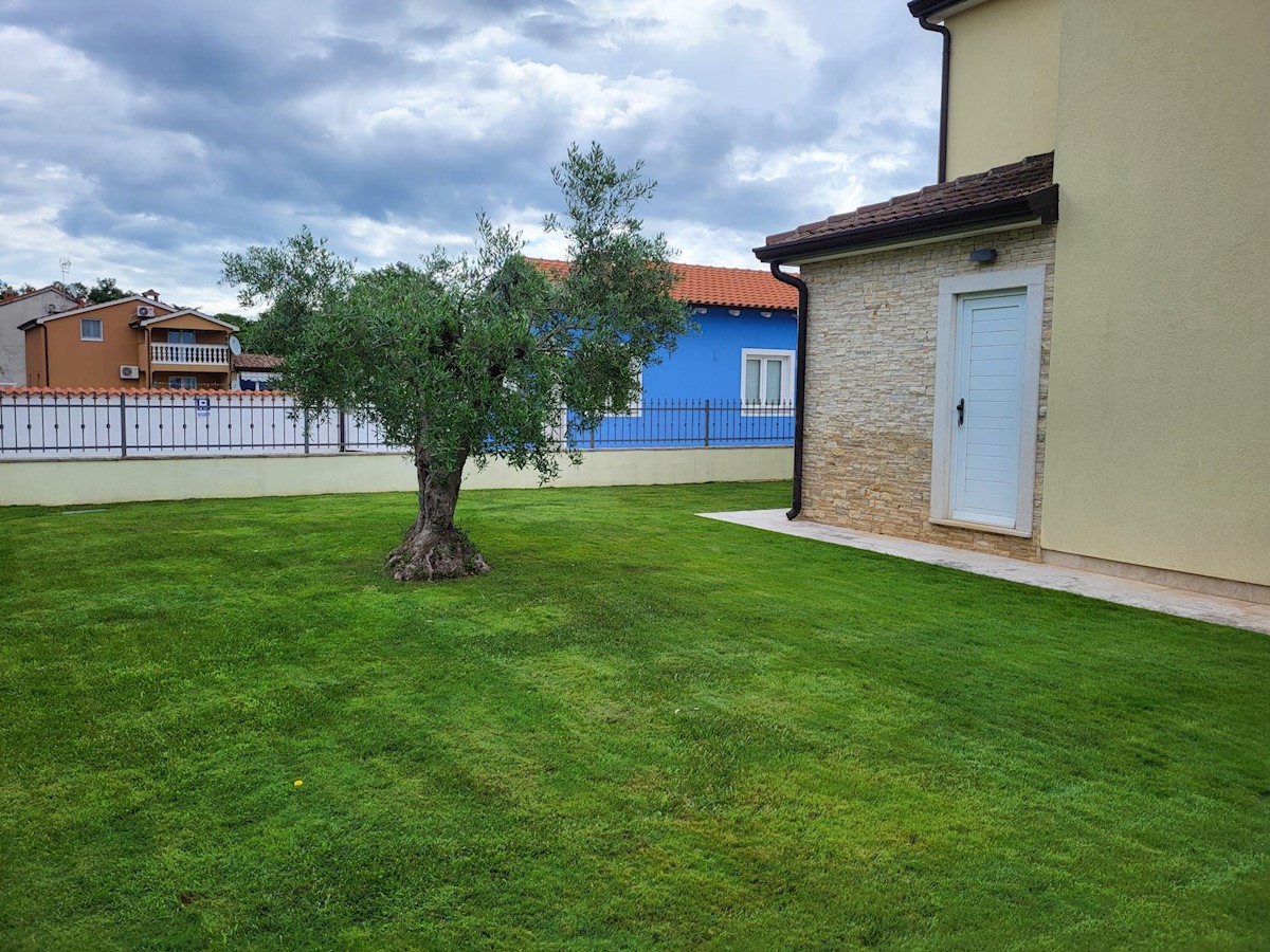 Haus Zu verkaufen - ISTARSKA POREČ