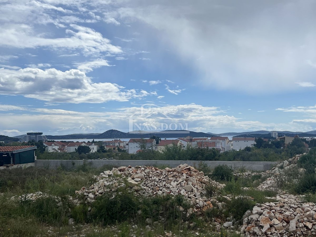 Pozemok Na predaj - ŠIBENSKO-KNINSKA VODICE