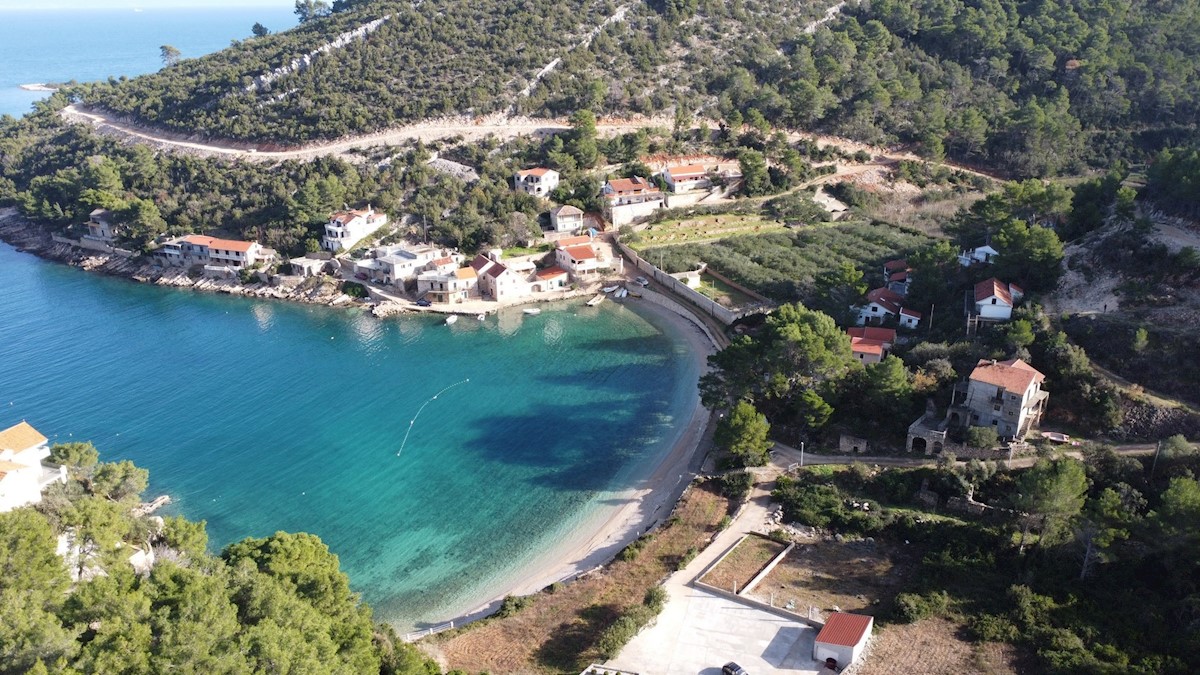 Terreno In vendita - SPLITSKO-DALMATINSKA HVAR