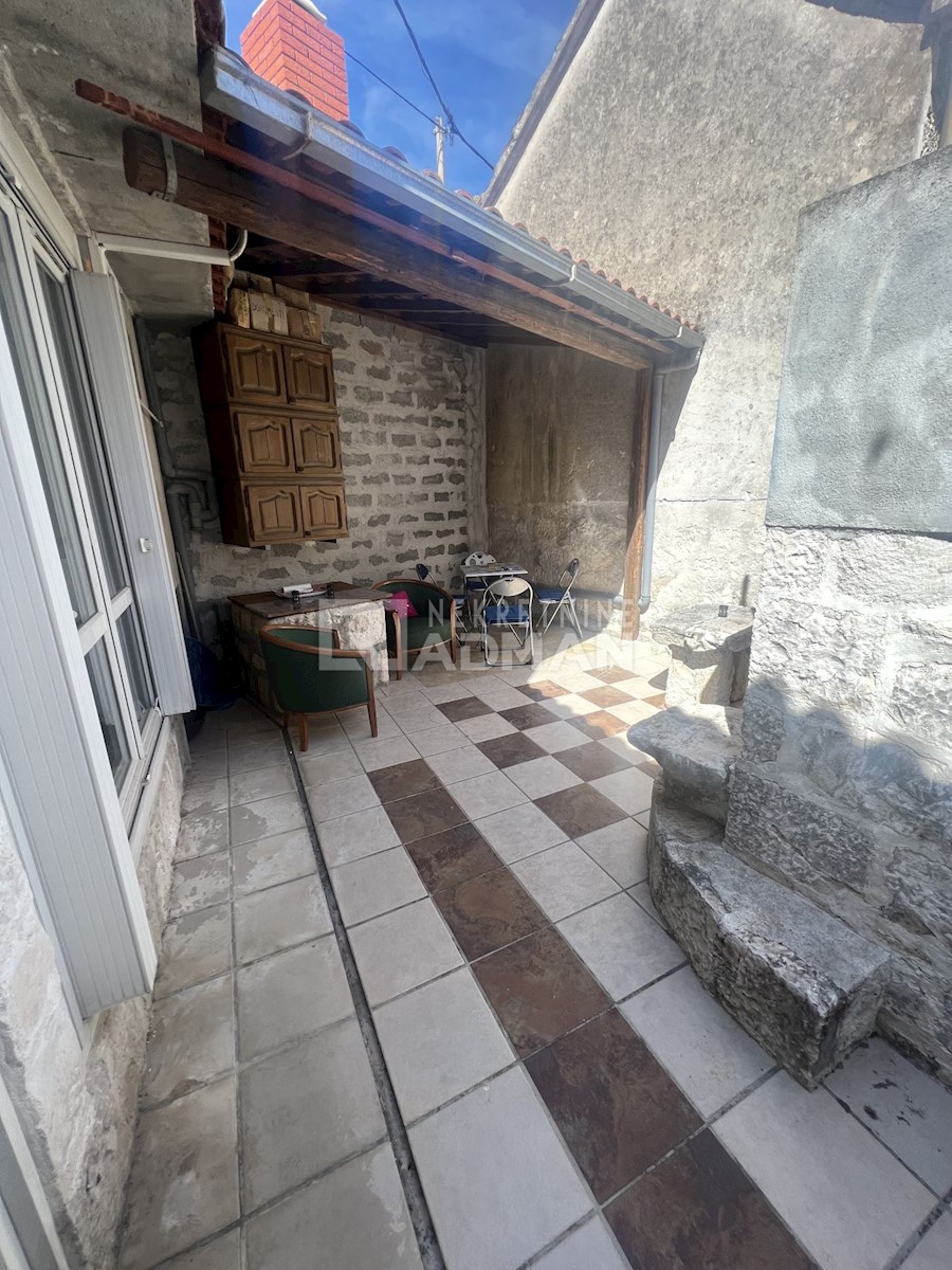 Dom Na predaj - SPLITSKO-DALMATINSKA Čiovo
