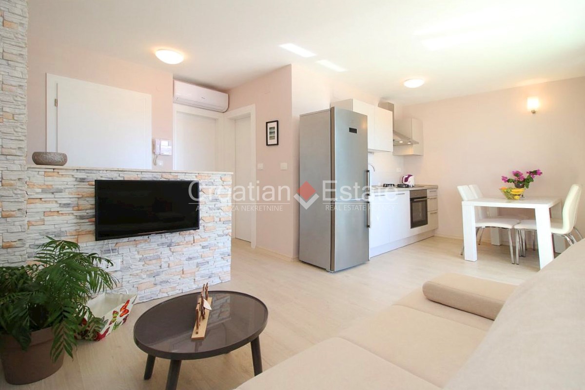 House For sale - ŠIBENSKO-KNINSKA ROGOZNICA