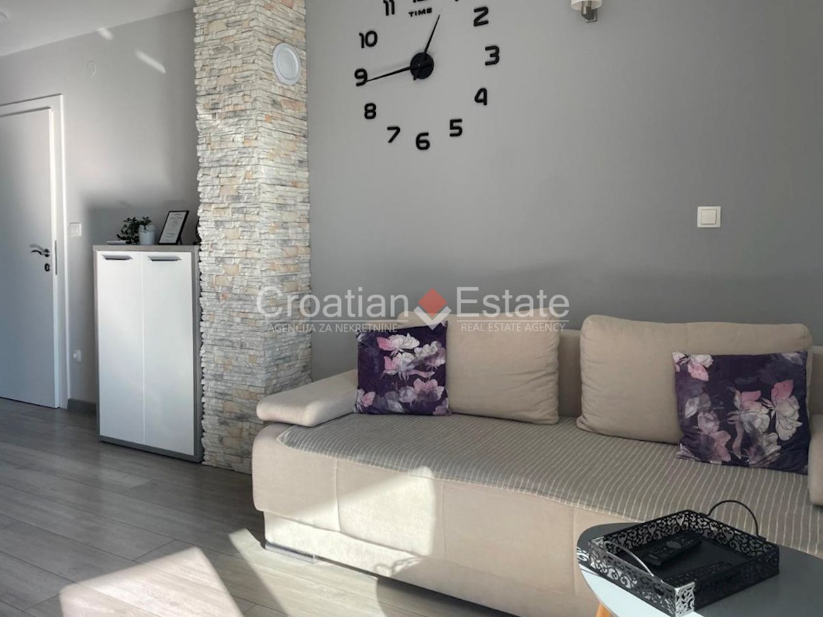 House For sale - ŠIBENSKO-KNINSKA ROGOZNICA