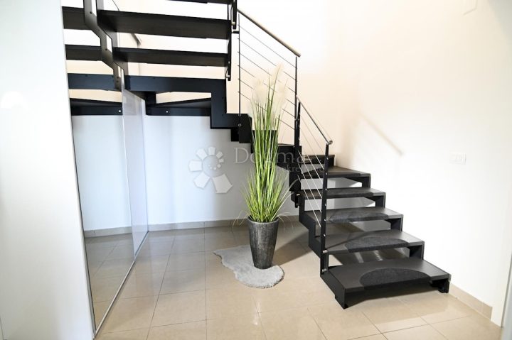 House For sale - Ličko-senjska Karlobag - foto 5/26