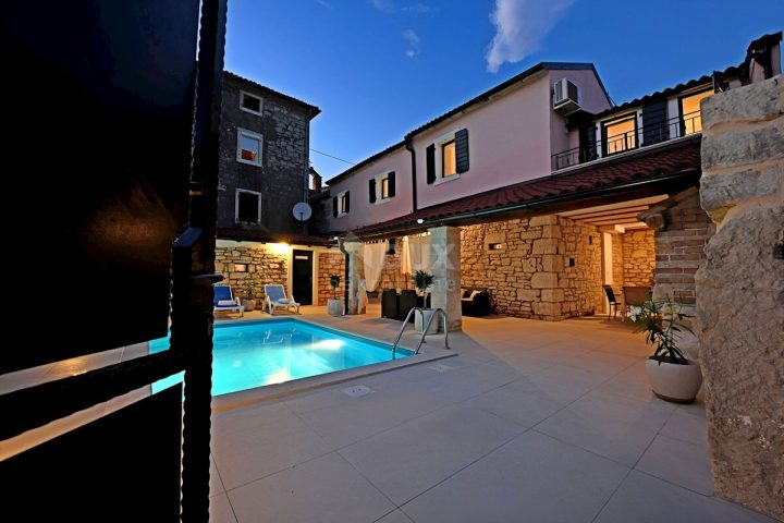 Haus zu verkaufen 130 m² – Sveti Lovreč Pazenatički