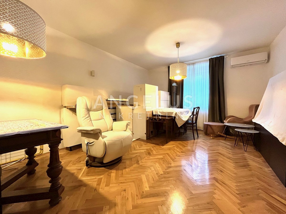 Maison À vendre - GRAD ZAGREB ZAGREB