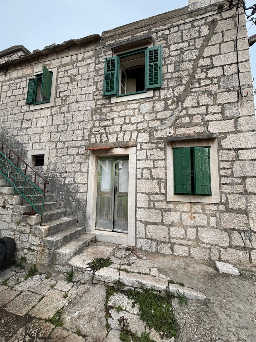 Casa In vendita - SPLITSKO-DALMATINSKA BRAČ