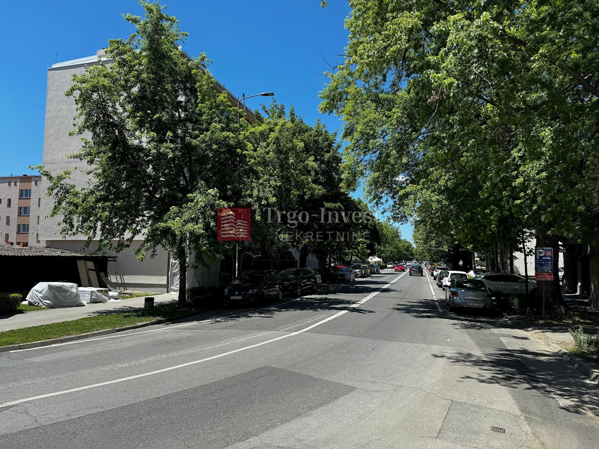 Gewerbefläche Zu verkaufen - BRODSKO-POSAVSKA SLAVONSKI BROD