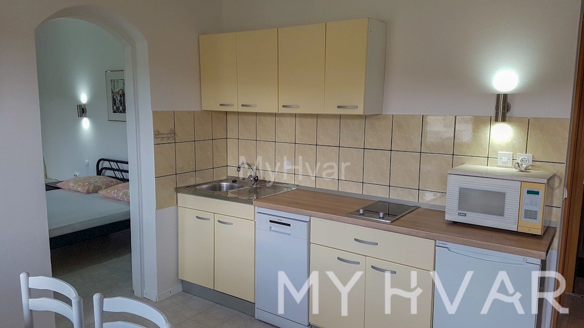 Flat For sale - SPLITSKO-DALMATINSKA HVAR