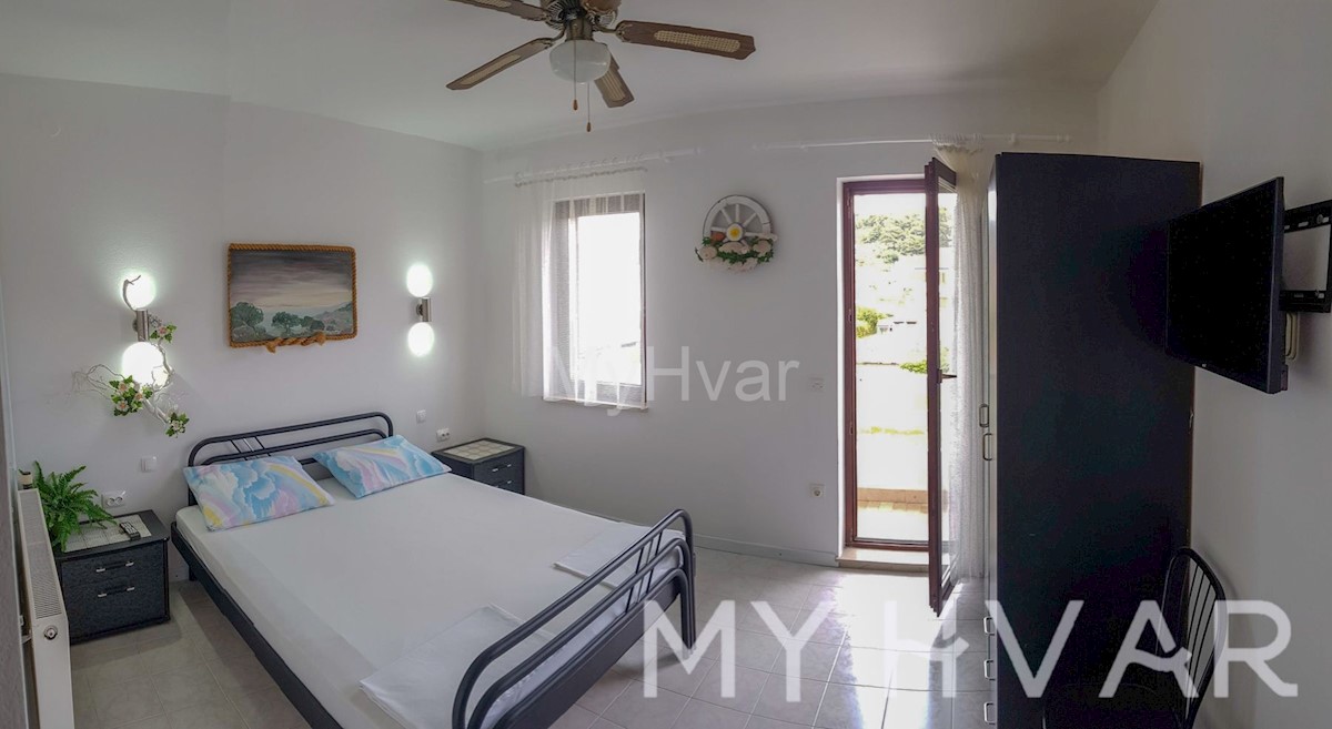 Flat For sale - SPLITSKO-DALMATINSKA HVAR