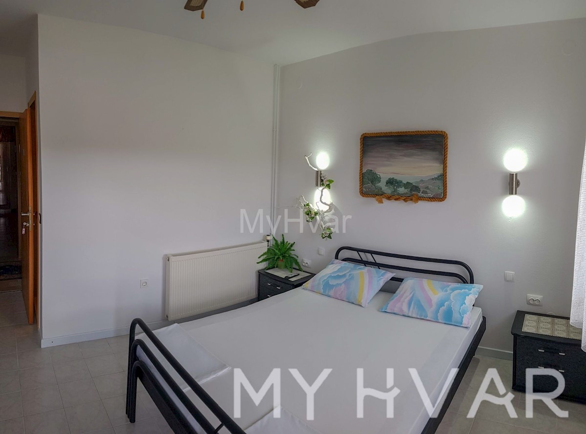 Appartement À vendre - SPLITSKO-DALMATINSKA HVAR