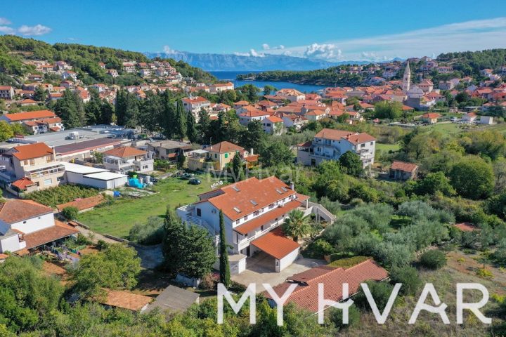 Appartement à vendre 278 m² – Jelsa