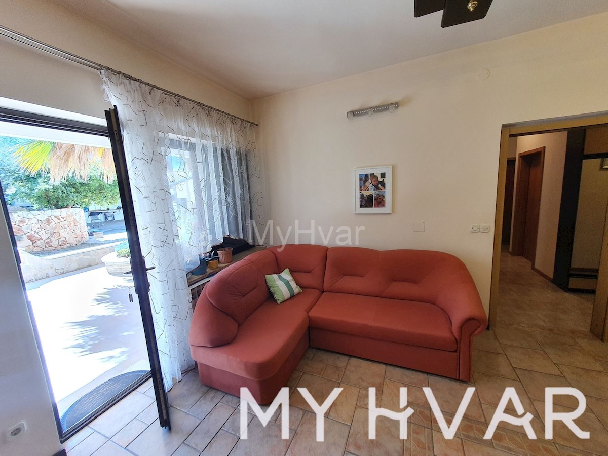 Apartment Zu verkaufen - SPLITSKO-DALMATINSKA HVAR