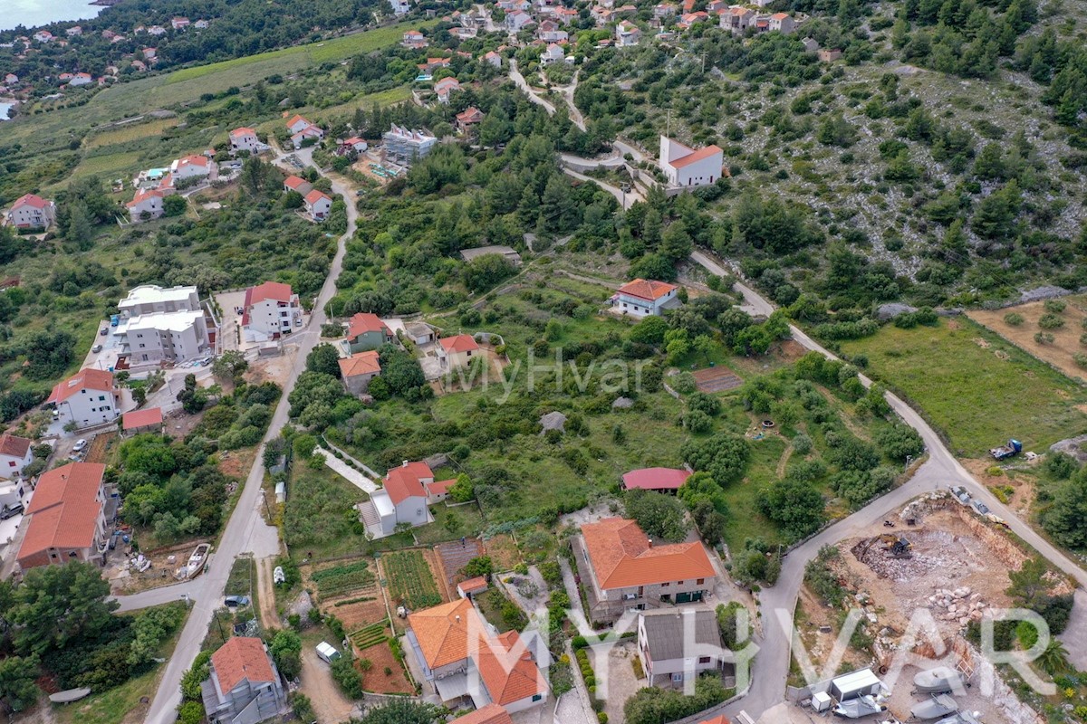 Land For sale - SPLITSKO-DALMATINSKA HVAR