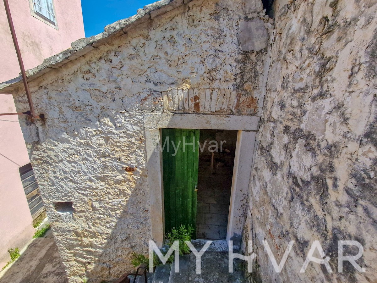 House For sale - SPLITSKO-DALMATINSKA HVAR