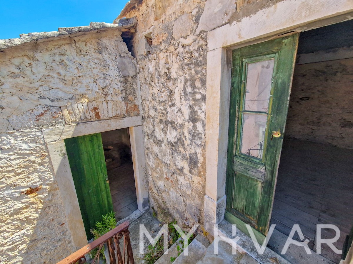 House For sale - SPLITSKO-DALMATINSKA HVAR