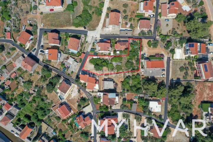 Parcela na predaj 1200 m² – Vrboska