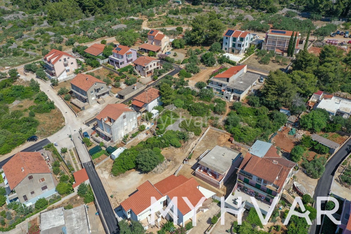 Land For sale - SPLITSKO-DALMATINSKA HVAR