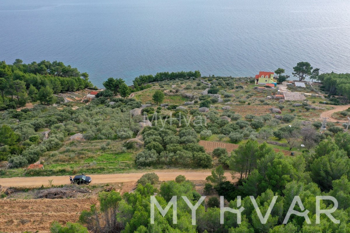 Land For sale - SPLITSKO-DALMATINSKA HVAR