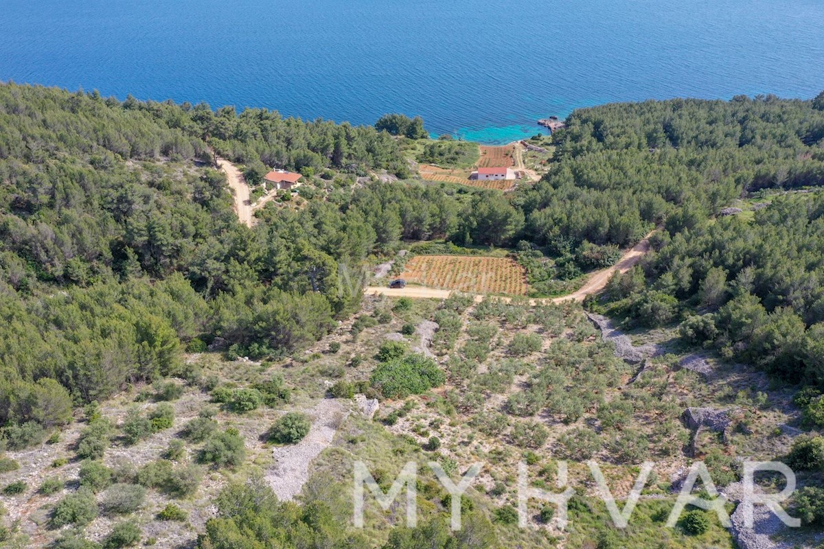 Terreno In vendita - SPLITSKO-DALMATINSKA HVAR