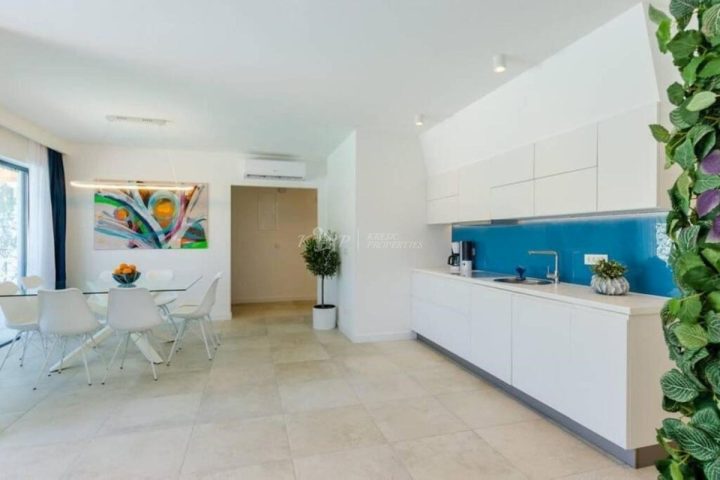 House for sale 200 m² – Zaton