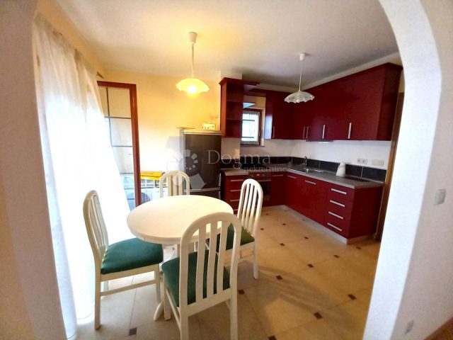 House for sale 430 m² – Marinići
