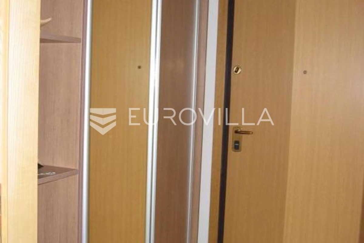 Appartement À louer - GRAD ZAGREB ZAGREB