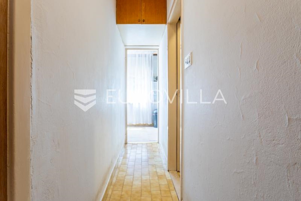 Apartment Zu verkaufen - SPLITSKO-DALMATINSKA SPLIT