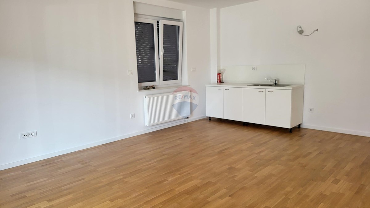 Flat For rent - ZAGREBAČKA VELIKA GORICA