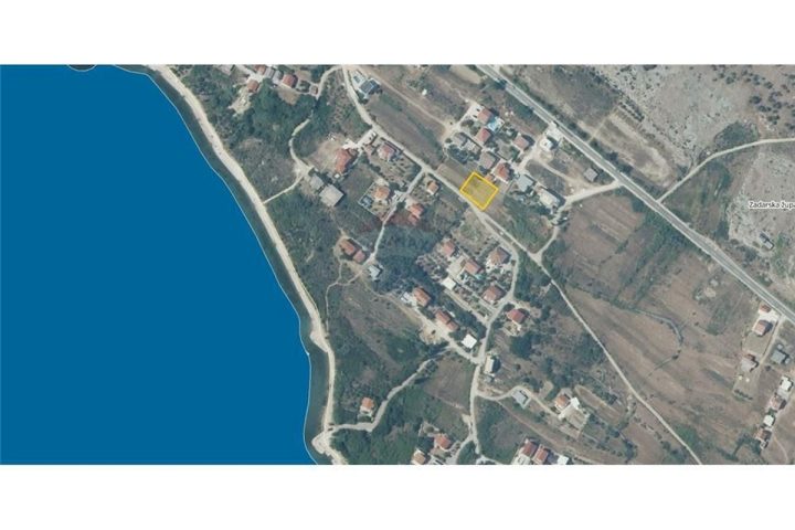 Pozemok na predaj 682 m² – Rtina
