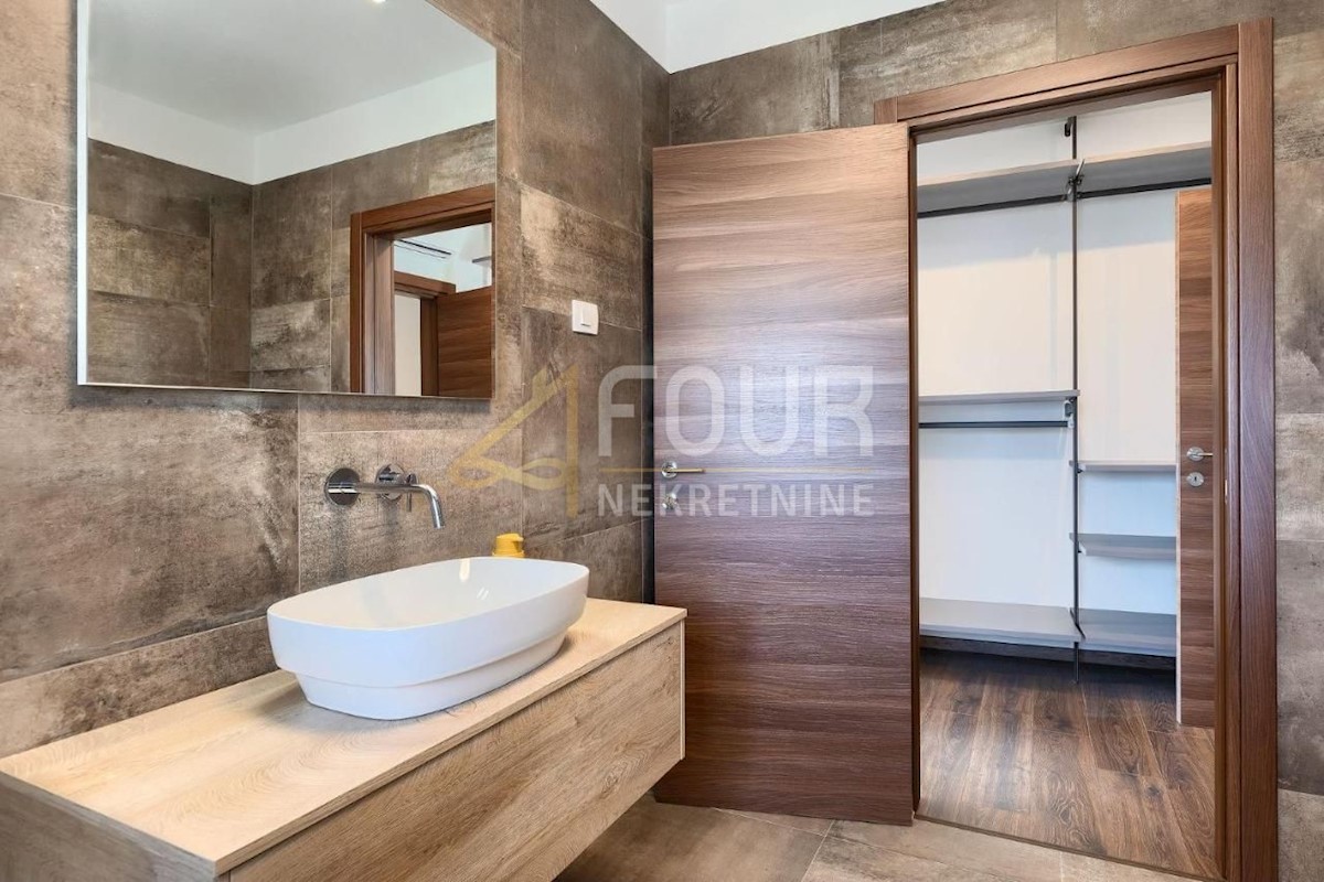 House For sale - ISTARSKA SVETVINČENAT