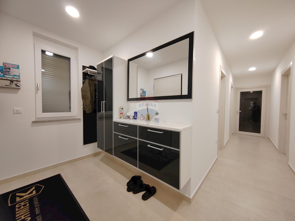 Appartement À vendre - PRIMORSKO-GORANSKA KRK