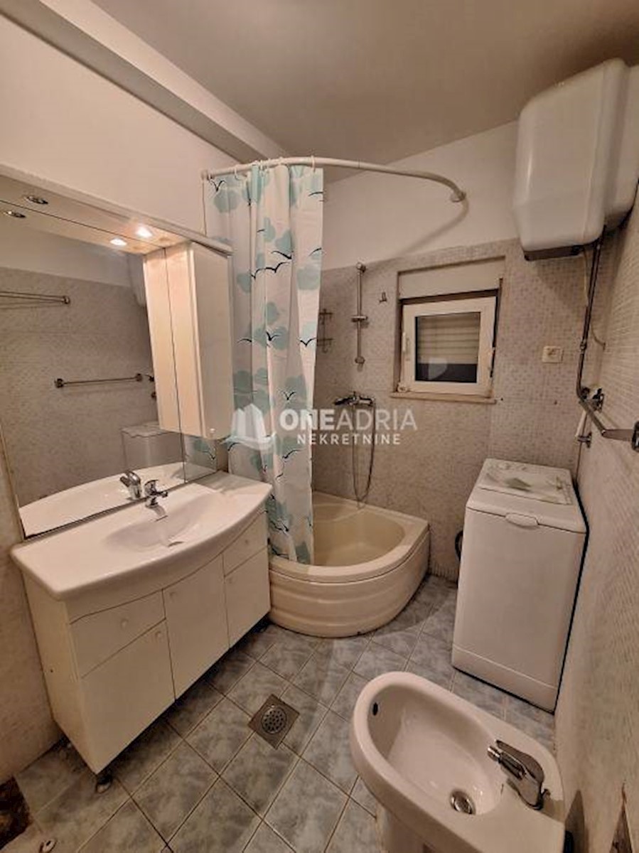 Flat For sale - PRIMORSKO-GORANSKA CRIKVENICA