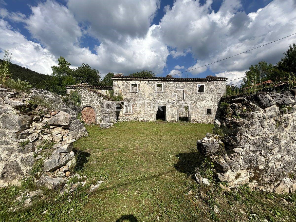 Haus Zu verkaufen - ISTARSKA LANIŠĆE