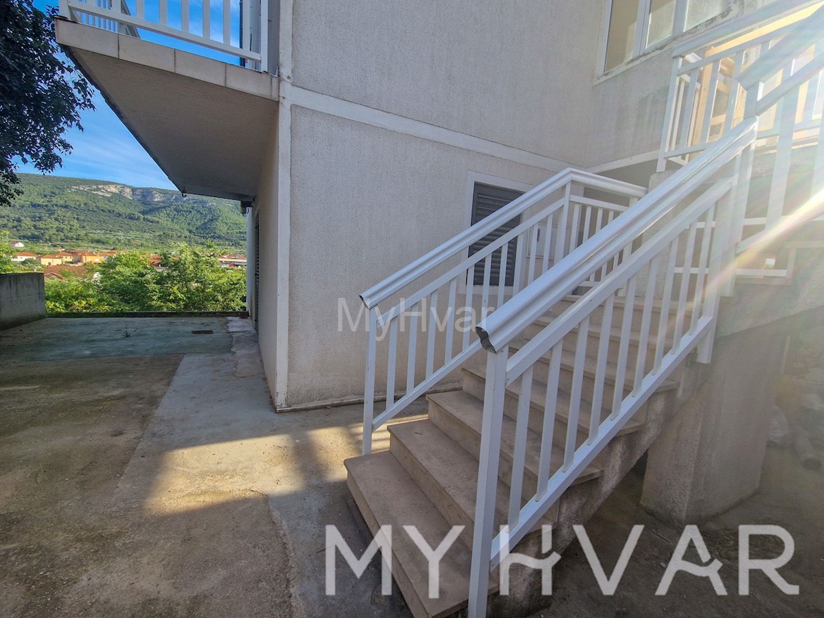 Apartment Zu verkaufen - SPLITSKO-DALMATINSKA HVAR