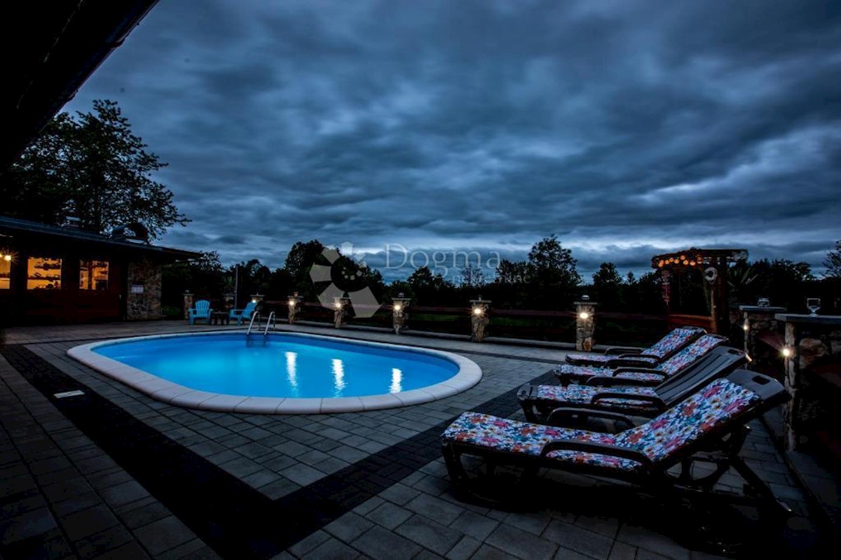 House For sale - KARLOVAČKA TOUNJ