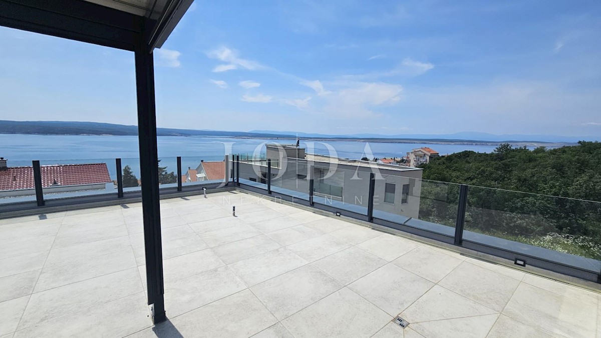 Stan Na prodaju - PRIMORSKO-GORANSKA CRIKVENICA