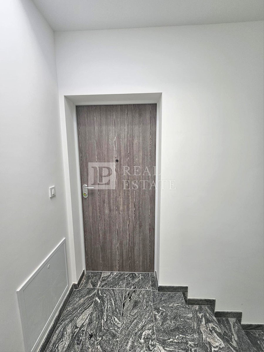 Apartma Na predaj - PRIMORSKO-GORANSKA CRIKVENICA