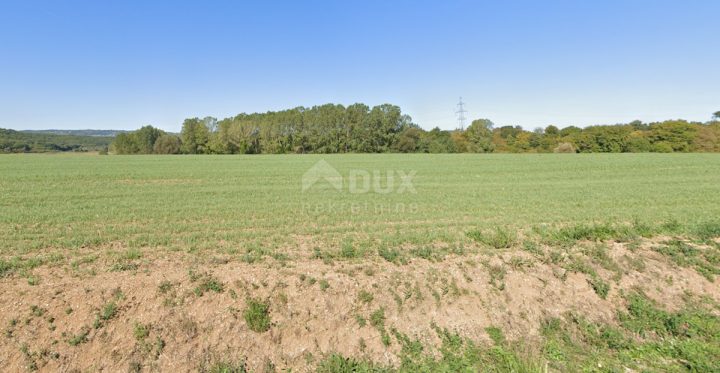 Zemljište na prodaju 22700 m² – Polje Čepić