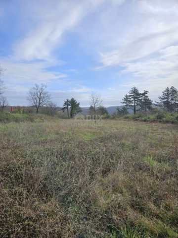 Działka na sprzedaż 1187 m² – Tinjan