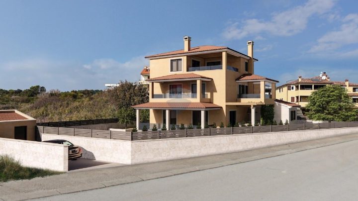 Haus zu verkaufen 265 m² – Premantura
