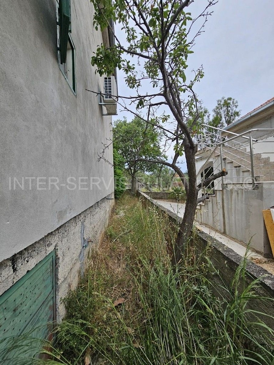 Casa In vendita - SPLITSKO-DALMATINSKA MARINA