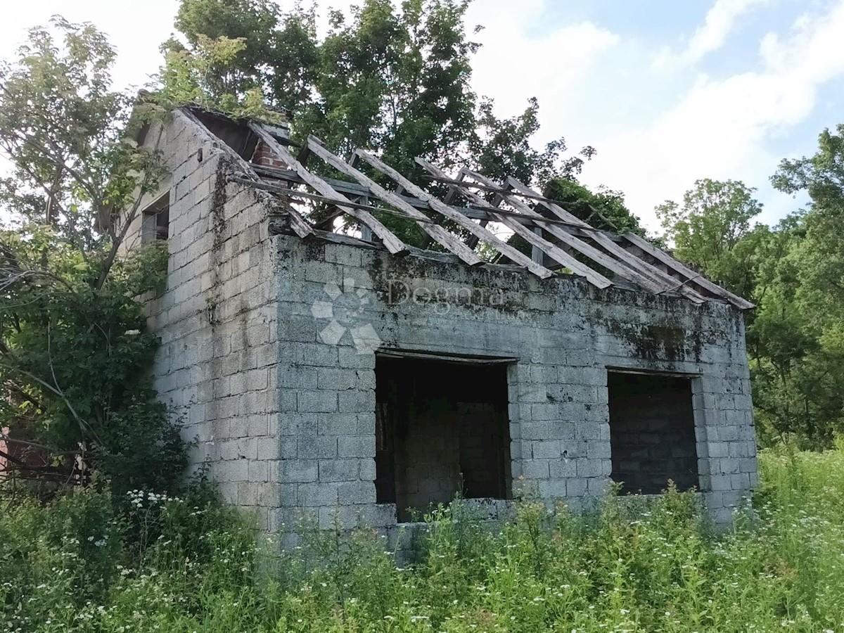 Dom Na predaj - LIČKO-SENJSKA GOSPIĆ