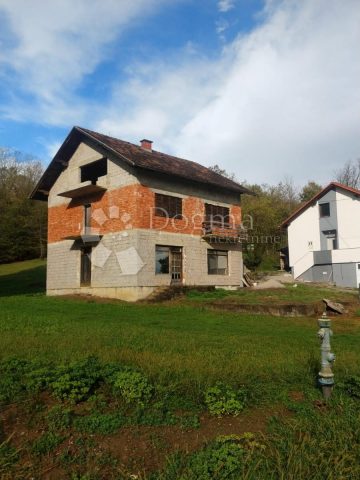 Dom na predaj 300 m² – Topusko