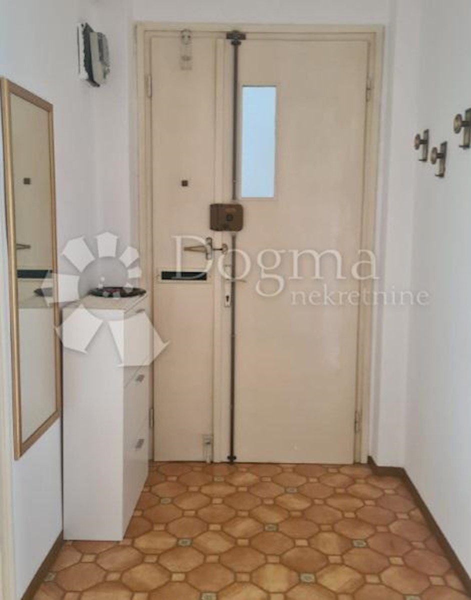 Flat For rent - PRIMORSKO-GORANSKA RIJEKA