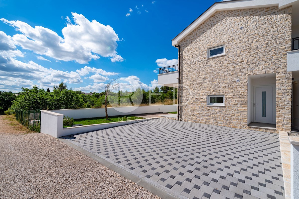 Flat For sale - ZADARSKA POSEDARJE